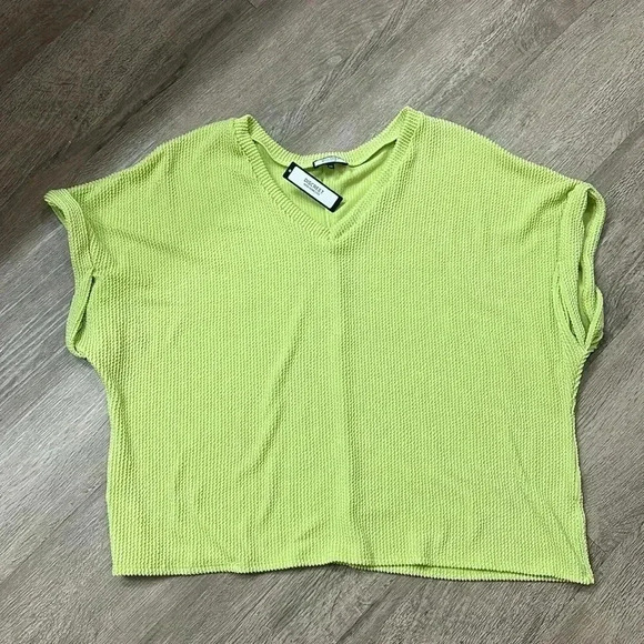 Too - Picture 5 of 5